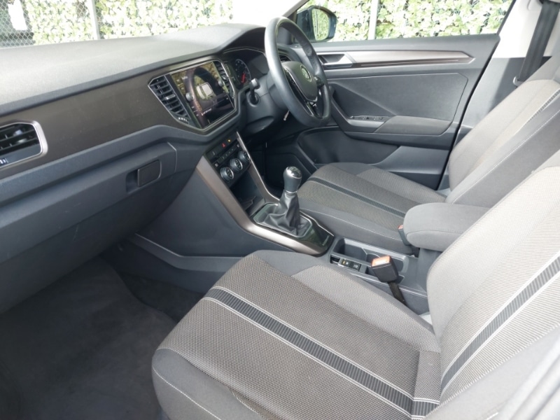 Used Volkswagen T-Roc 2018 for sale - 76533326: Photo 5