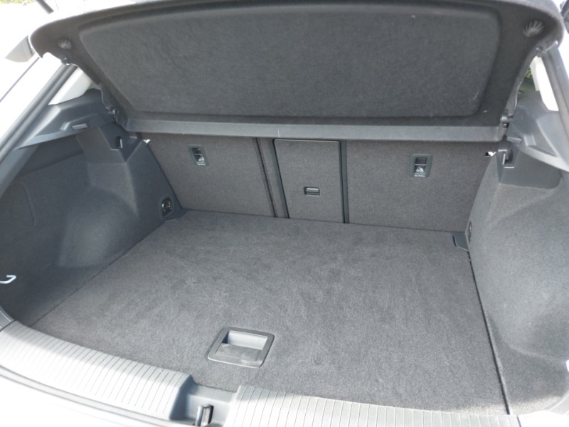 Used Volkswagen T-Roc 2018 for sale - 76533326: Photo 8