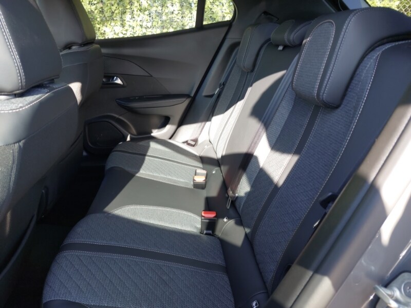 Used Peugeot 2008 2024 for sale - 77832612: Photo 6