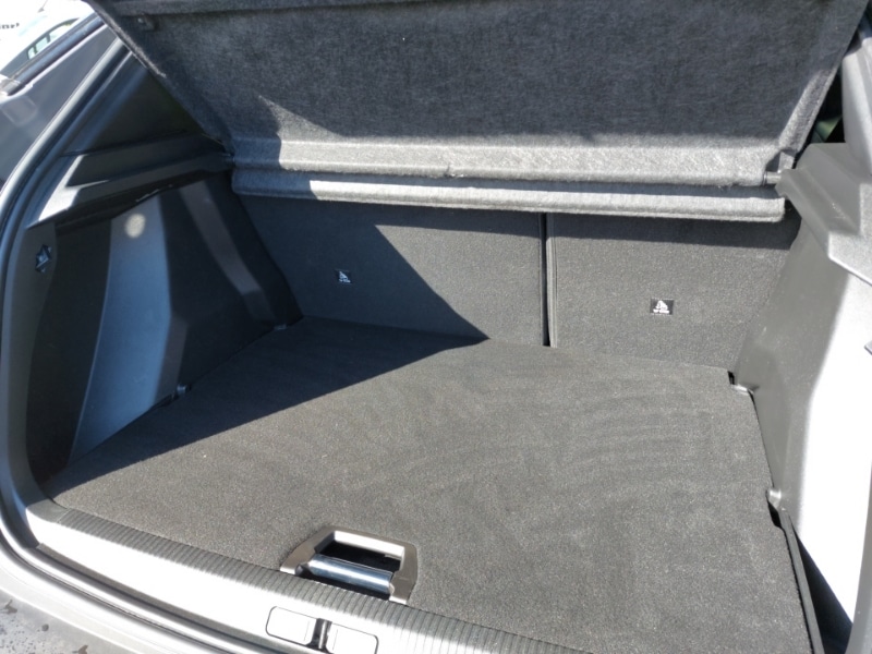 Used Peugeot 2008 2024 for sale - 77832612: Photo 8