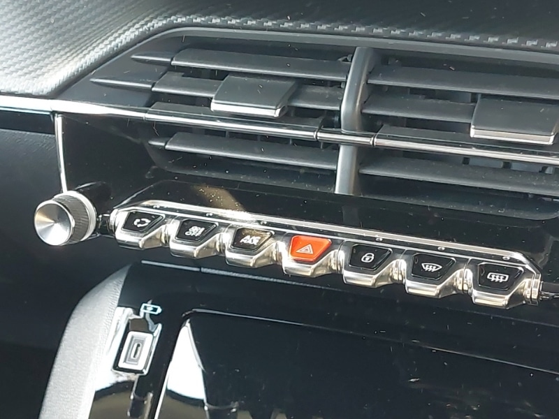 Used Peugeot 2008 2022 for sale - 78178991: Photo 11