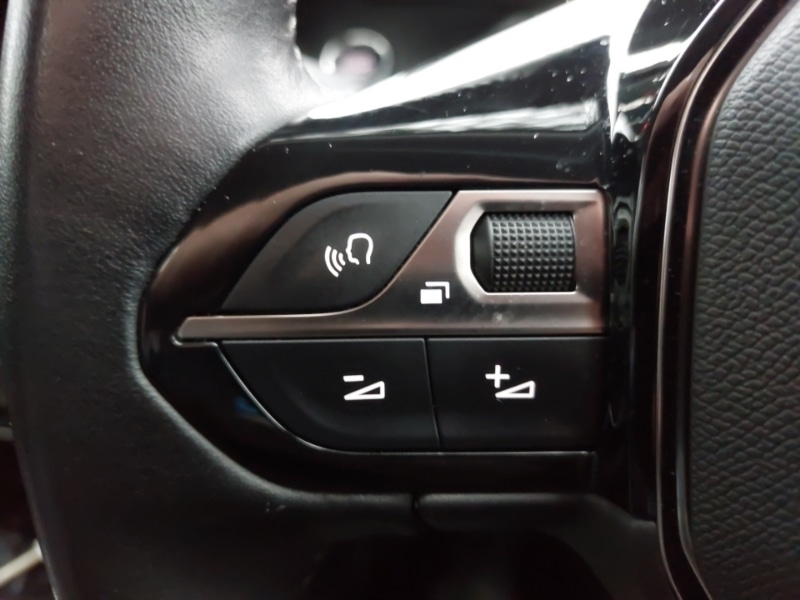 Used Peugeot 2008 2021 for sale - 76418777: Photo 17