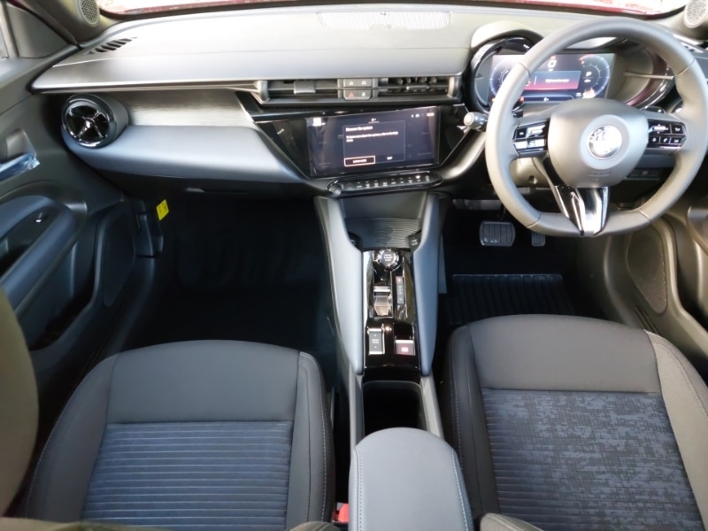 Used Alfa Romeo Junior 2025 for sale - 77596791: Photo 2