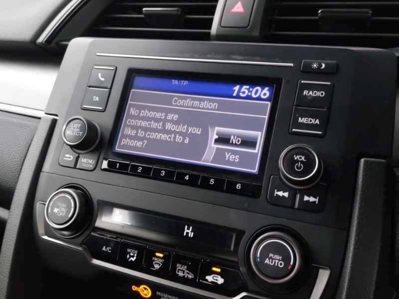 Used Honda Civic 2020 for sale - 76628845: Photo 11