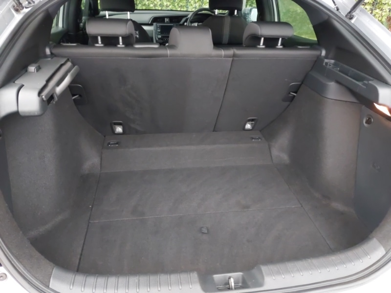 Used Honda Civic 2020 for sale - 76628845: Photo 8