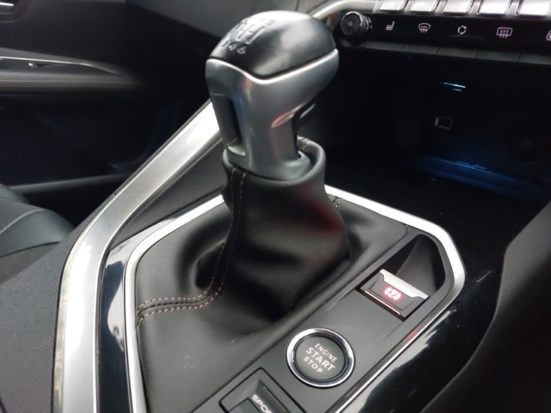 Used Peugeot 3008 2020 for sale - 77062486: Photo 17