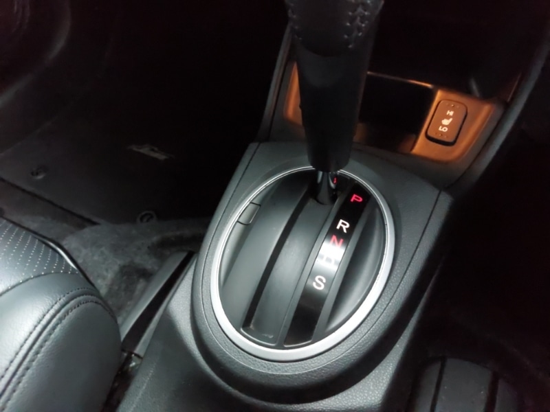 Used Honda Jazz 2013 for sale - 76630691: Photo 14