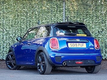 Used MINI Hatch 2019 for sale - 78647649: Photo
