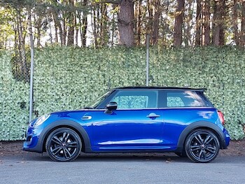 Used MINI Hatch 2019 for sale - 78647649: Photo