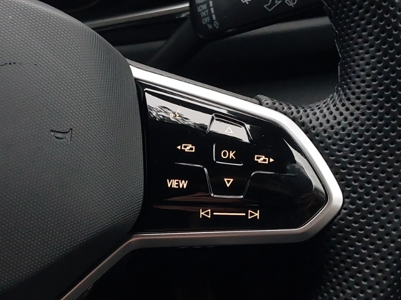 Used Volkswagen T-Roc 2023 for sale - 77467072: Photo 17