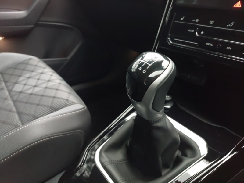 Used Volkswagen T-Roc 2023 for sale - 77467072: Photo 18