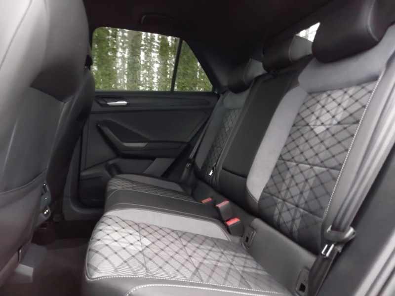 Used Volkswagen T-Roc 2023 for sale - 77467072: Photo 6