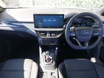 Used Ford Focus 2023 for sale - 78327132: Photo