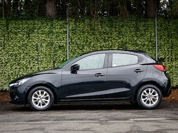 Used Mazda Mazda2 2017 for sale - 79037947: Photo
