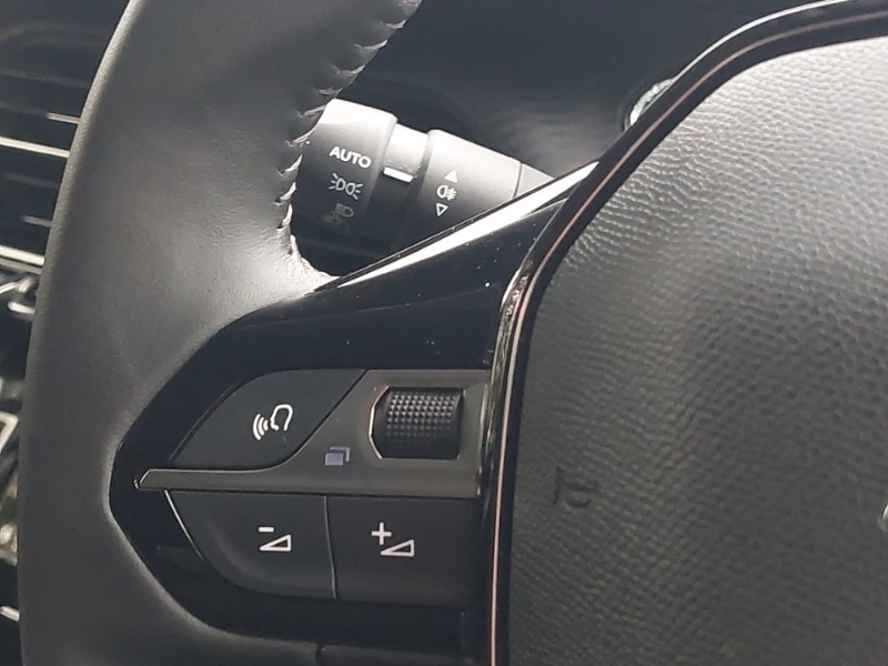 Used Peugeot 2008 2022 for sale - 76456113: Photo 14