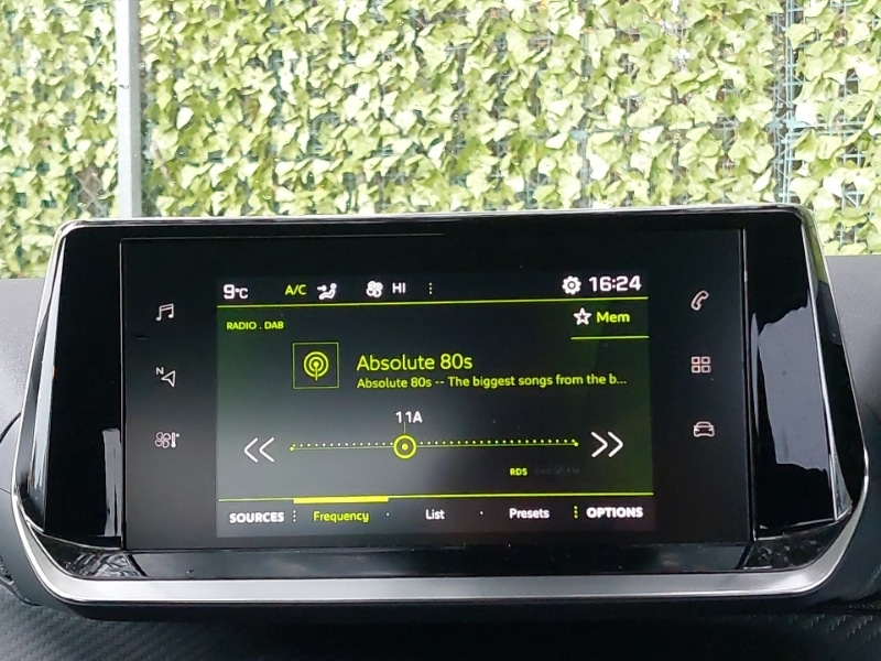 Used Peugeot 2008 2022 for sale - 76456113: Photo 7