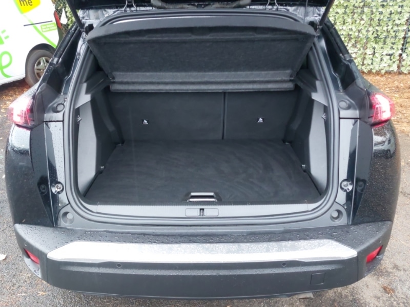 Used Peugeot 2008 2022 for sale - 76456113: Photo 8