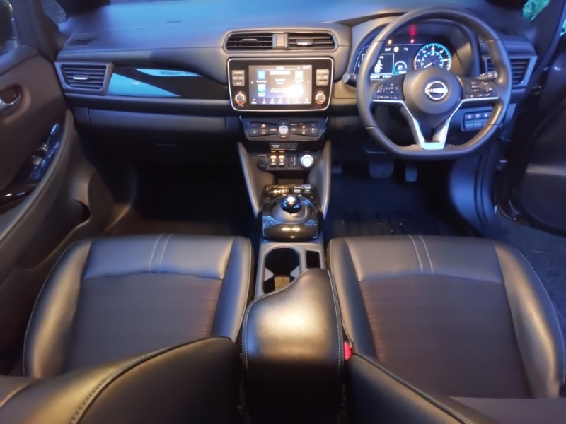 Used Nissan Leaf 2022 for sale - 76970626: Photo 2