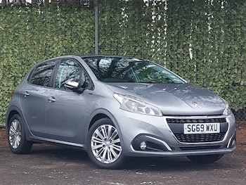 Used Peugeot 208 2019 for sale - 77115133: Photo
