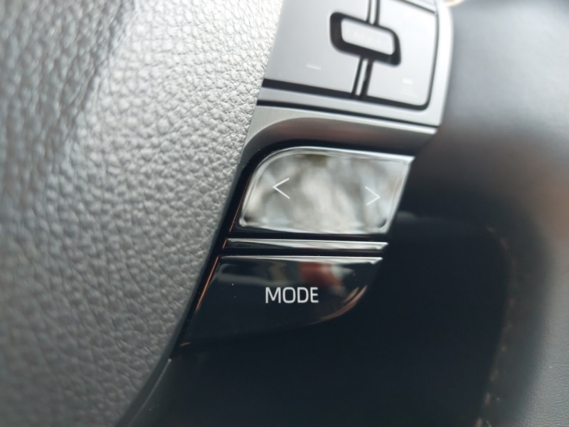 Used Toyota C-HR 2024 for sale - 77223650: Photo 17