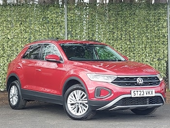 Used Volkswagen T-Roc 2023 for sale - 78306734: Photo