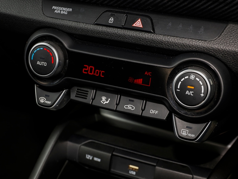 Used Kia Stonic 2022 for sale - 76583656: Photo 14