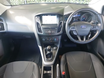 Used Ford Focus 2017 for sale - 79092132: Photo
