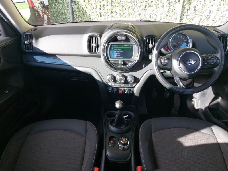Used MINI Cooper 2018 for sale - 76354779: Photo 2