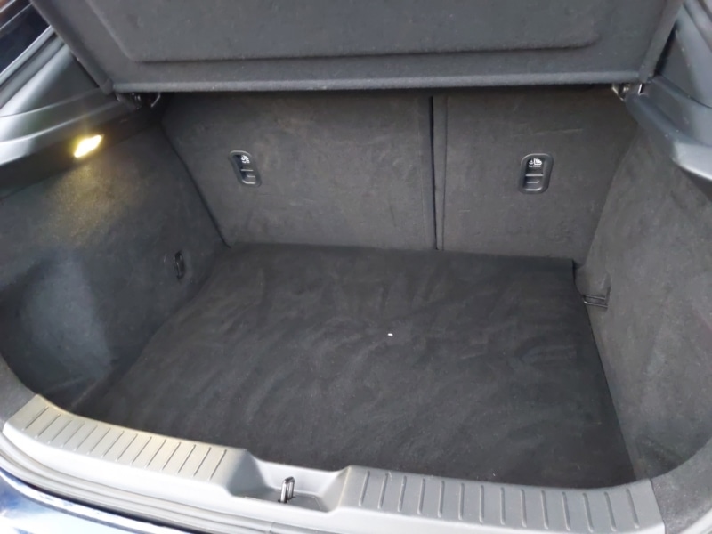 Used Mazda CX-30 2022 for sale - 76456126: Photo 8