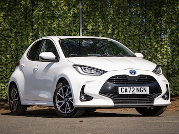 Used Toyota Yaris 2023 for sale - 78560130: Photo