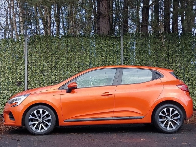 Used Renault Clio 2022 for sale - 76726241: Photo 4