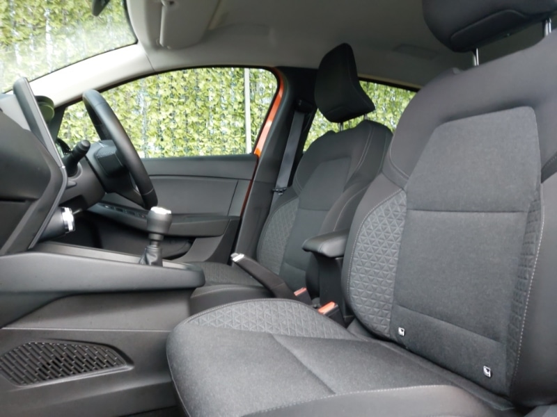 Used Renault Clio 2022 for sale - 76726241: Photo 5