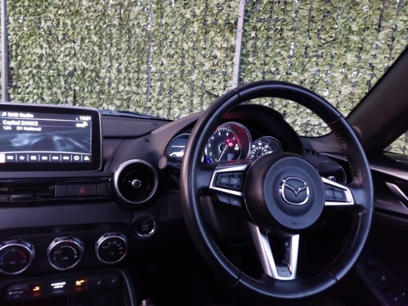 Used Mazda MX-5 2017 for sale - 76321567: Photo 2
