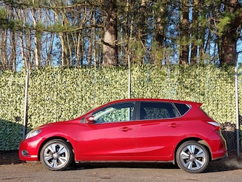 Used Nissan Pulsar 2016 for sale - 77409988: Photo