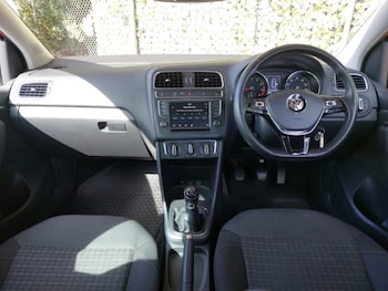 Used Volkswagen Polo 2017 for sale - 75946413: Photo