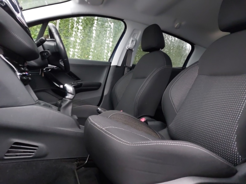 Used Peugeot 208 2019 for sale - 77475988: Photo 5