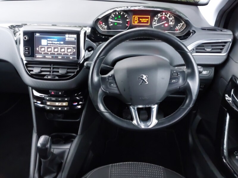 Used Peugeot 208 2019 for sale - 77475988: Photo 7
