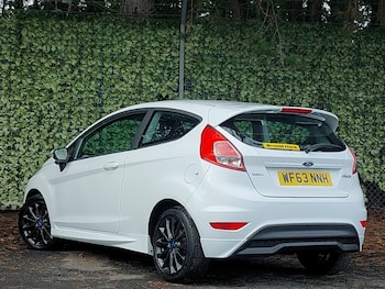 Used Ford Fiesta 2013 for sale - 79407104: Photo