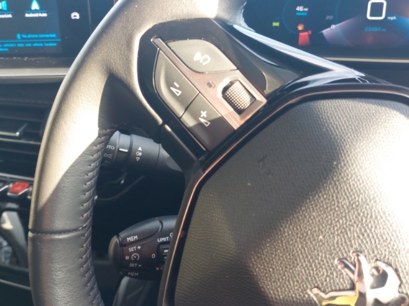 Used Peugeot 2008 2022 for sale - 76365289: Photo 13