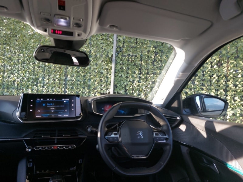 Used Peugeot 2008 2022 for sale - 76365289: Photo 2
