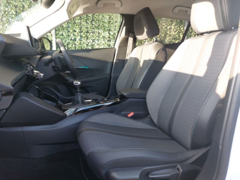 Used Peugeot 2008 2022 for sale - 76365289: Photo 5
