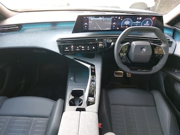 Used Peugeot 3008 2025 for sale - 77644282: Photo