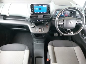 Used Citroen Berlingo 2023 for sale - 79267846: Photo