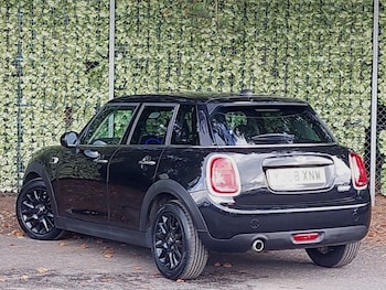 Used MINI Hatch 2018 for sale - 79115851: Photo