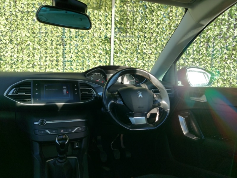 Used Peugeot 308 2020 for sale - 76375218: Photo 2