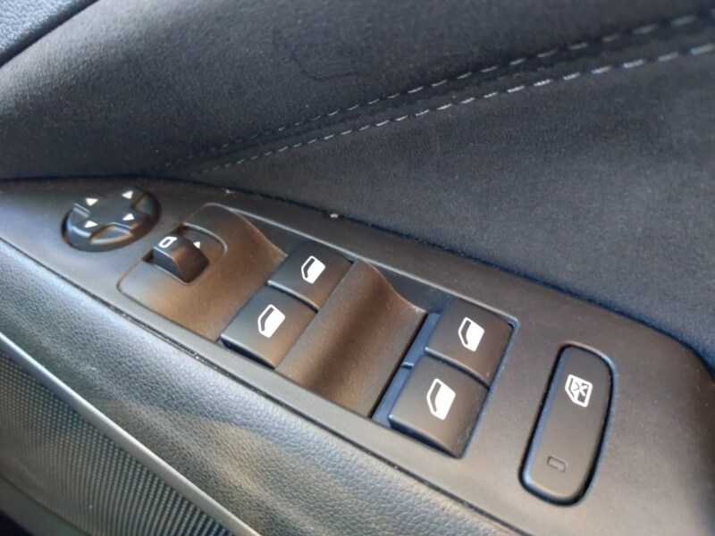 Used Vauxhall Crossland 2022 for sale - 76602640: Photo 18