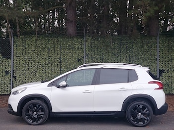 Used Peugeot 2008 2016 for sale - 79348011: Photo