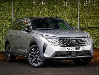 Used Peugeot 5008 2025 for sale - 76901950: Photo