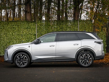 Used Peugeot 5008 2025 for sale - 76901950: Photo