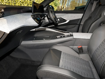 Used Peugeot 3008 2025 for sale - 77162565: Photo